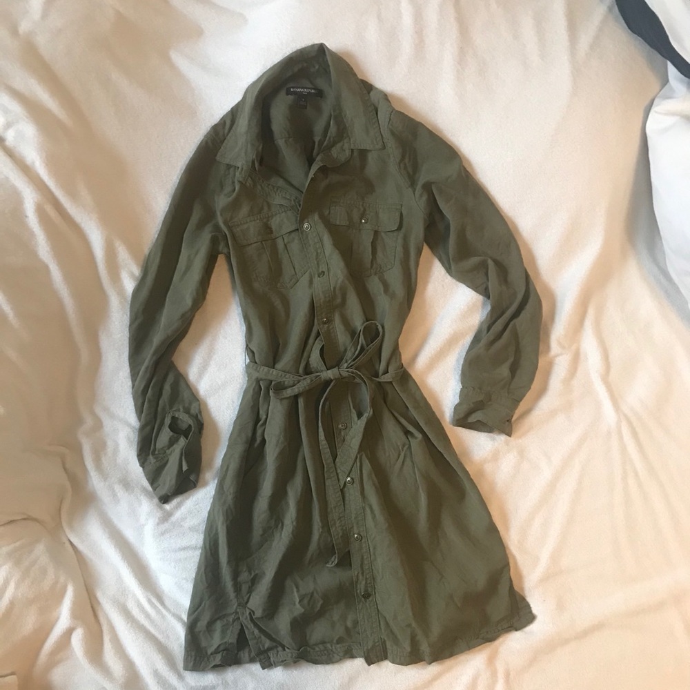 Green long sleeve button up shirt dress